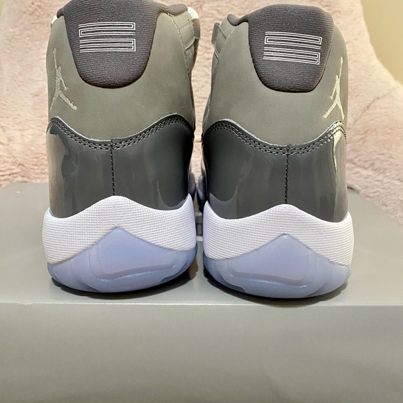 Air Jordan 11’s Retro (2021) Cool Grey main image 3